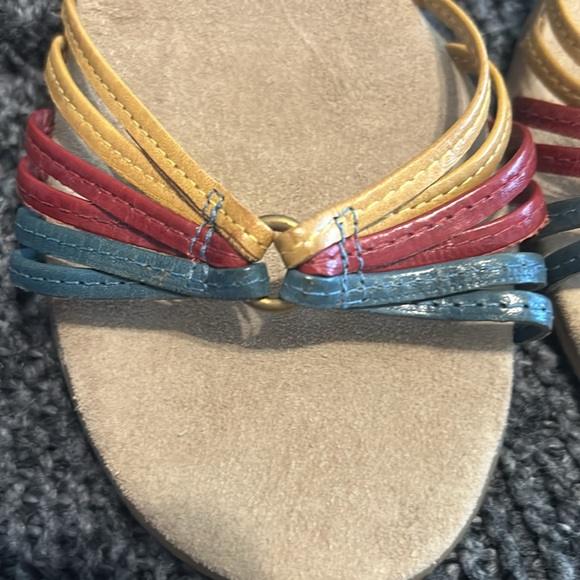 Aerosoles open toe heels - Picture 10 of 15